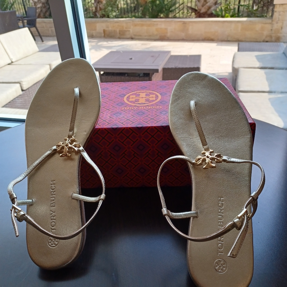 NEW TORY BURCH GOLD SANDAL